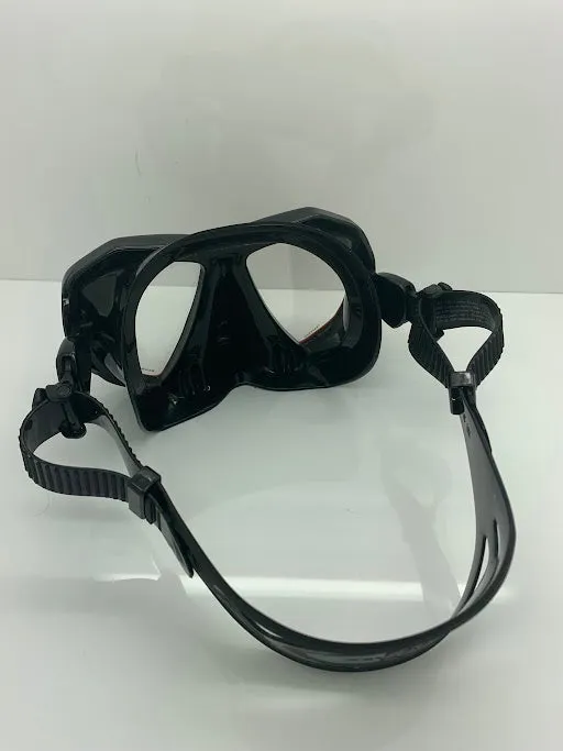 Used Scubapro Spectra Mask